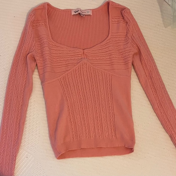 Sweaters - Pink Long Sleeve Sweater